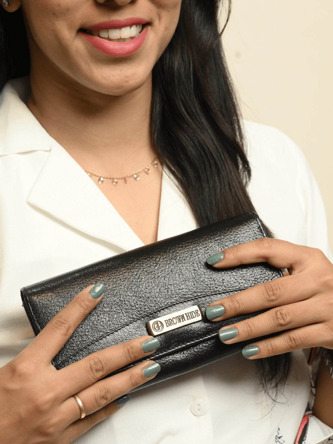 women-black-leather-clutch-1