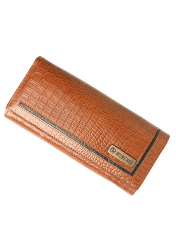 women-pattern-croco-leather-clutches