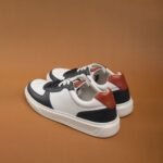 The Brown Hide - Casuale Italiano Crust Leather Sneaker