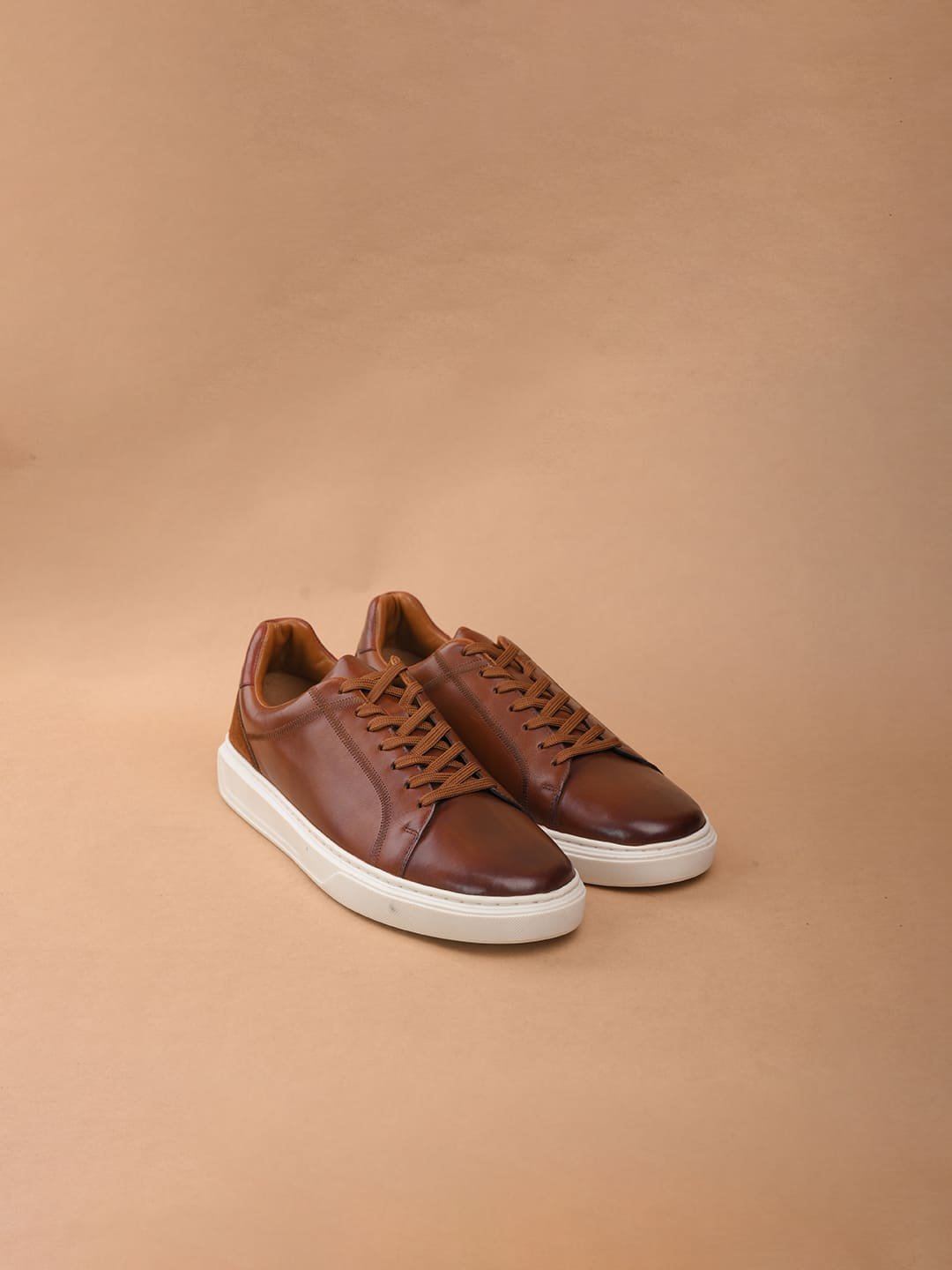 The Brown Hide - DUCA Classic Tan Leather Sneaker