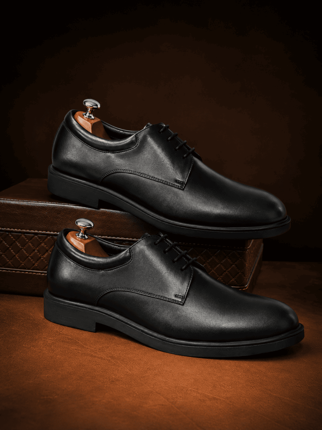Men's Classic Derby - Black