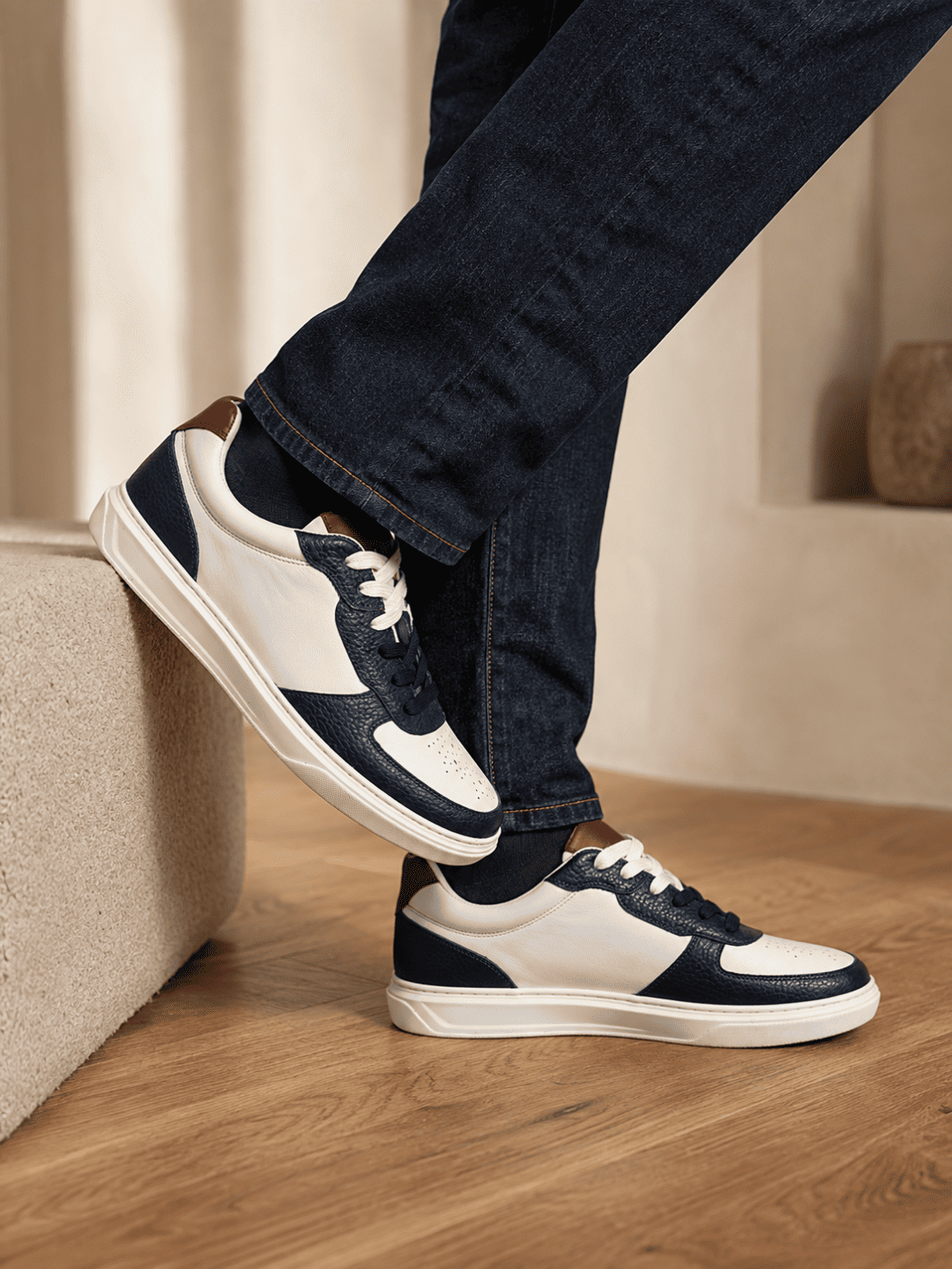 Men's Leather Sneaker - Navy Blue/White